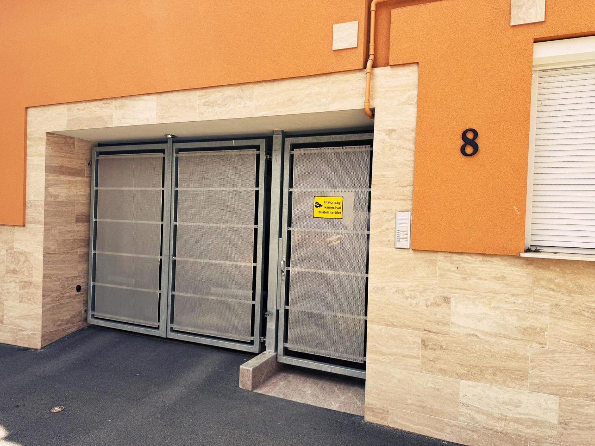 Exclusive Family Apartman Apartment Beci Exterior foto