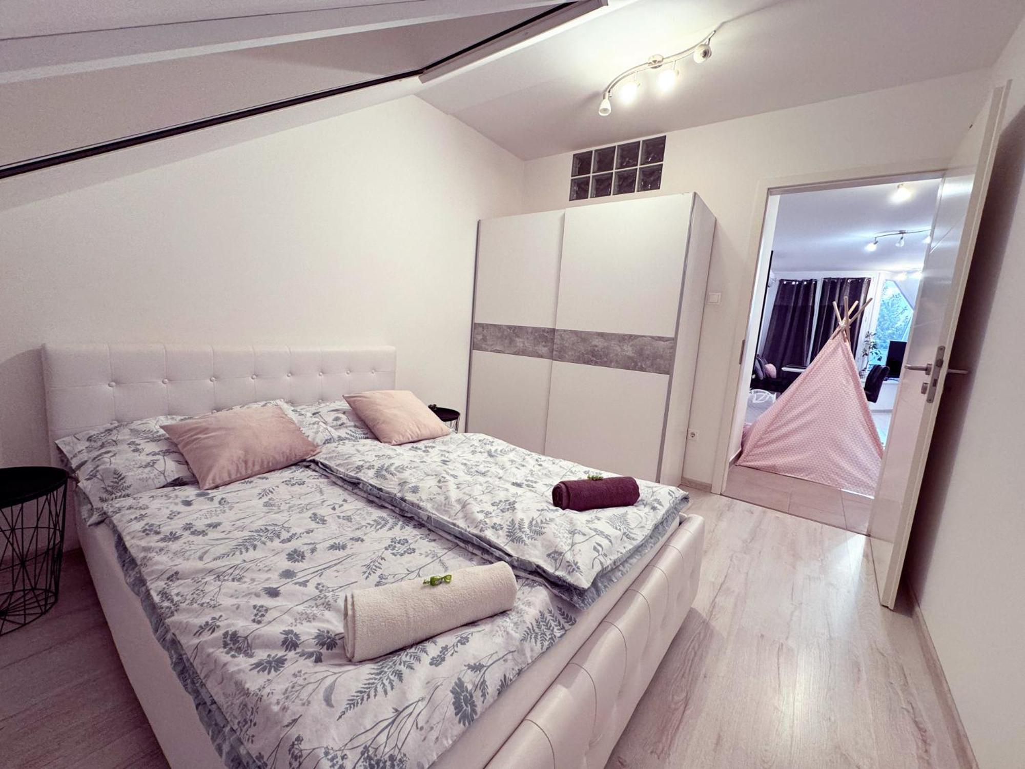 Exclusive Family Apartman Apartment Beci Exterior foto