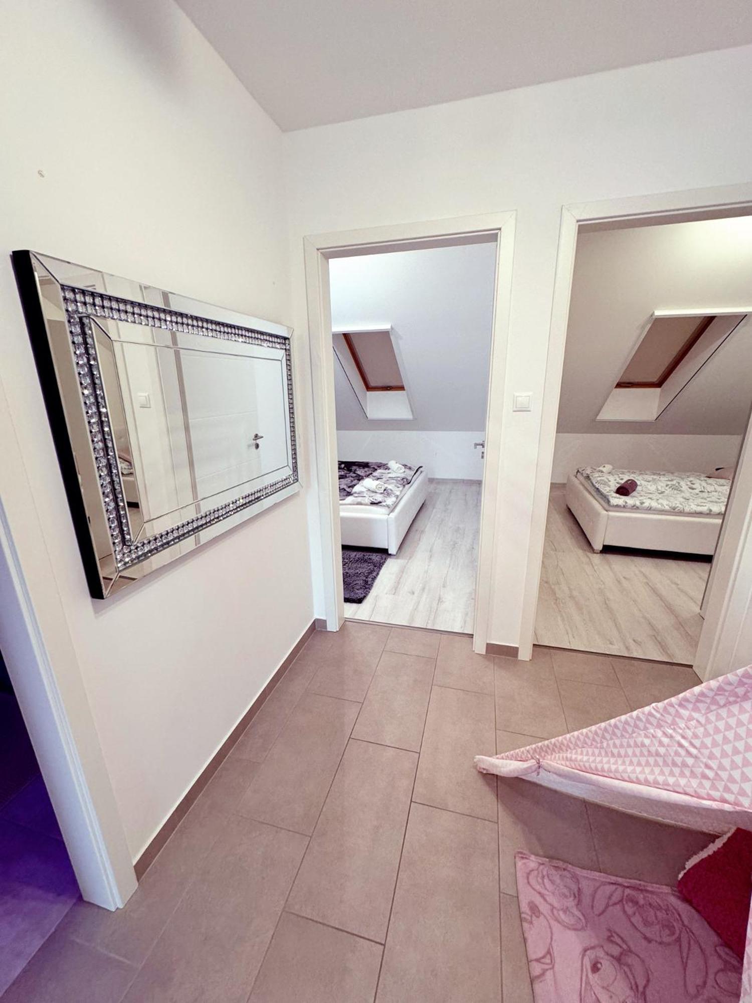 Exclusive Family Apartman Apartment Beci Exterior foto