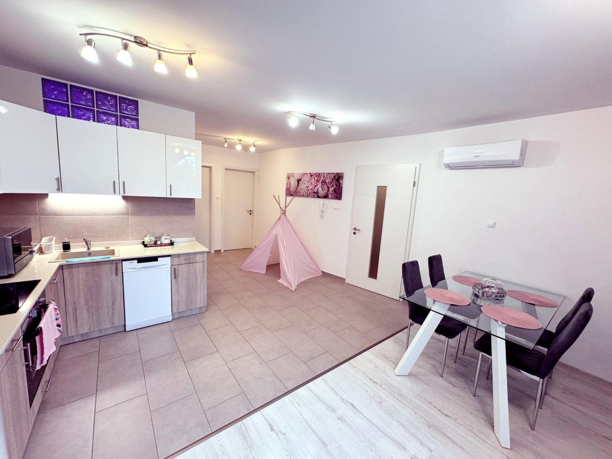 Exclusive Family Apartman Apartment Beci Exterior foto